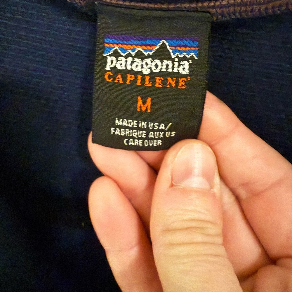 Patagonia Capilene Men’s Medium Quarter Zip Base Layer Pullover Navy USA Made - Picture 2 of 3